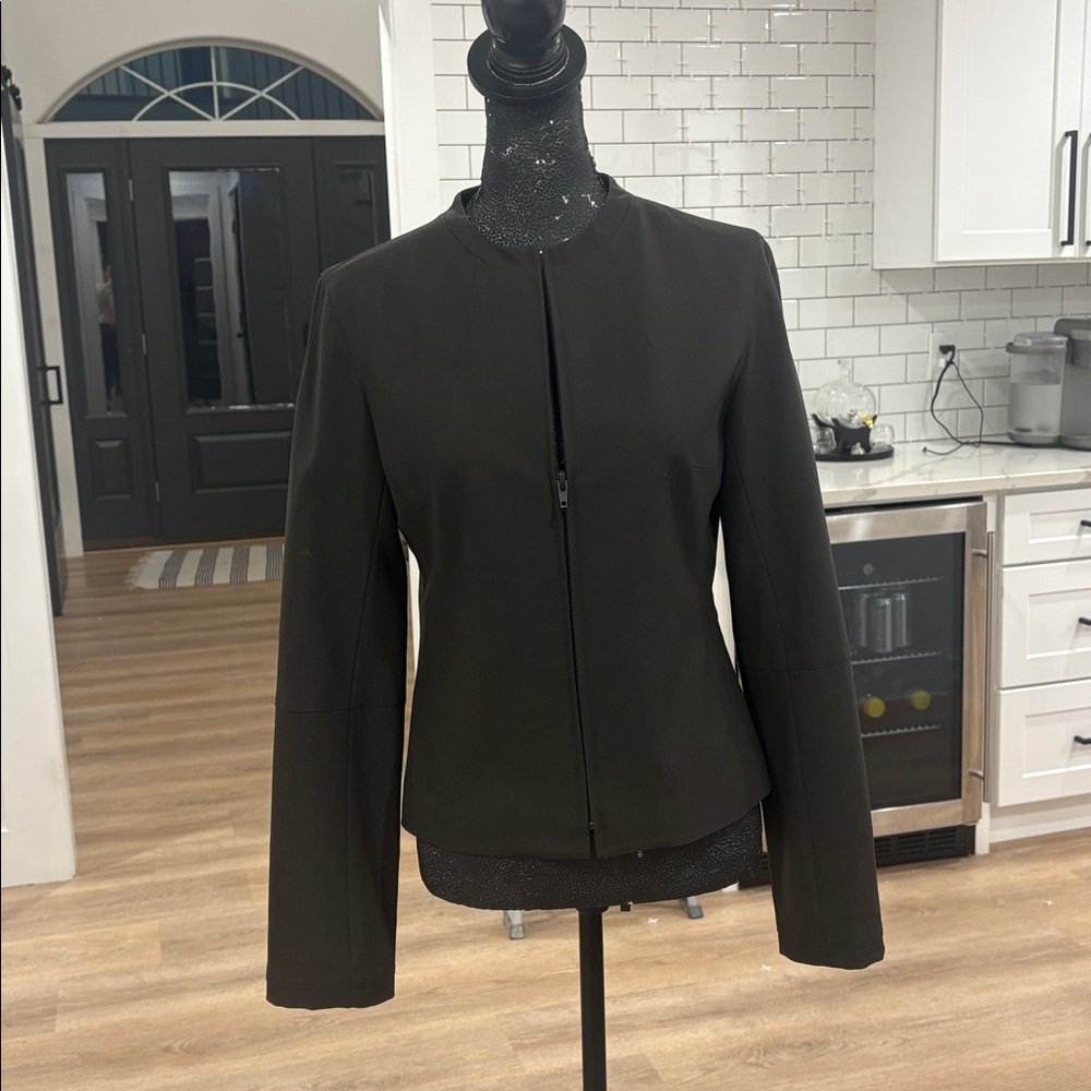 BCBG Max Azria‎ Wool Zip Front Blazer Jacket Black Size 6 Structured Minimalist - Picture 2 of 8
